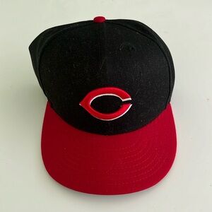 New Era Cincinnati Reds Fitted Hat Size 7 5/8